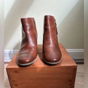 Dr. Scholl’s women’s whiskey, Casey ankle boots